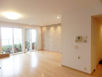 開放的で美しいオープンキッチンに